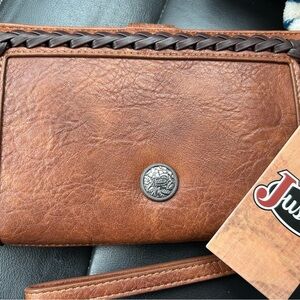 Brown Leather Woman’s Justin Wallet with Braided Detail